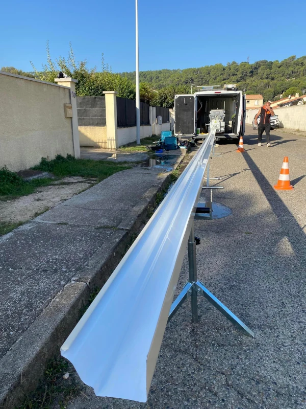 couvreur zingueur bagnols sur ceze