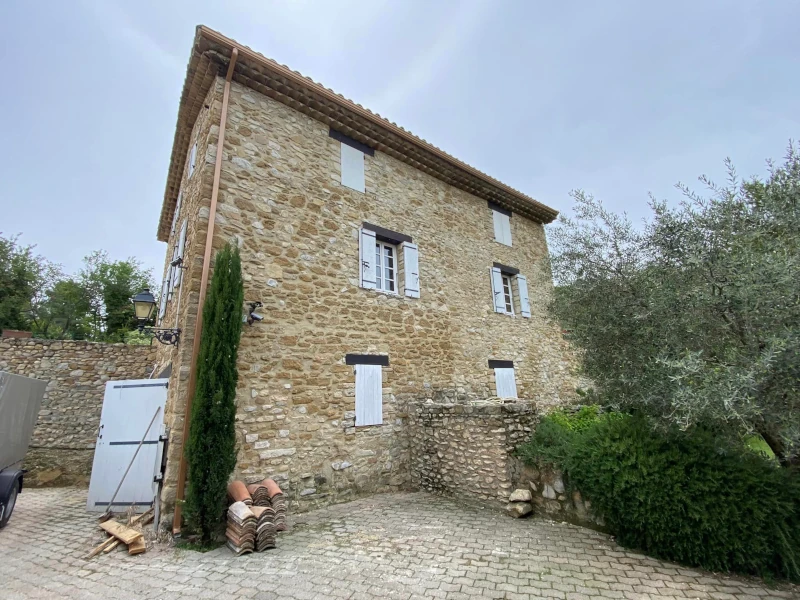 couvreur zingueur vaison la romaine
